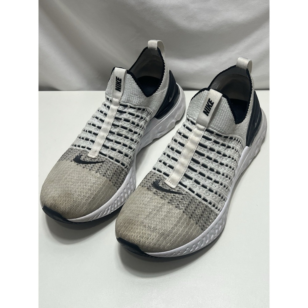 Nike React Phantom Run Flyknit 2 'Oreo' White/Black CJ0277-100 Men's Size 11.5